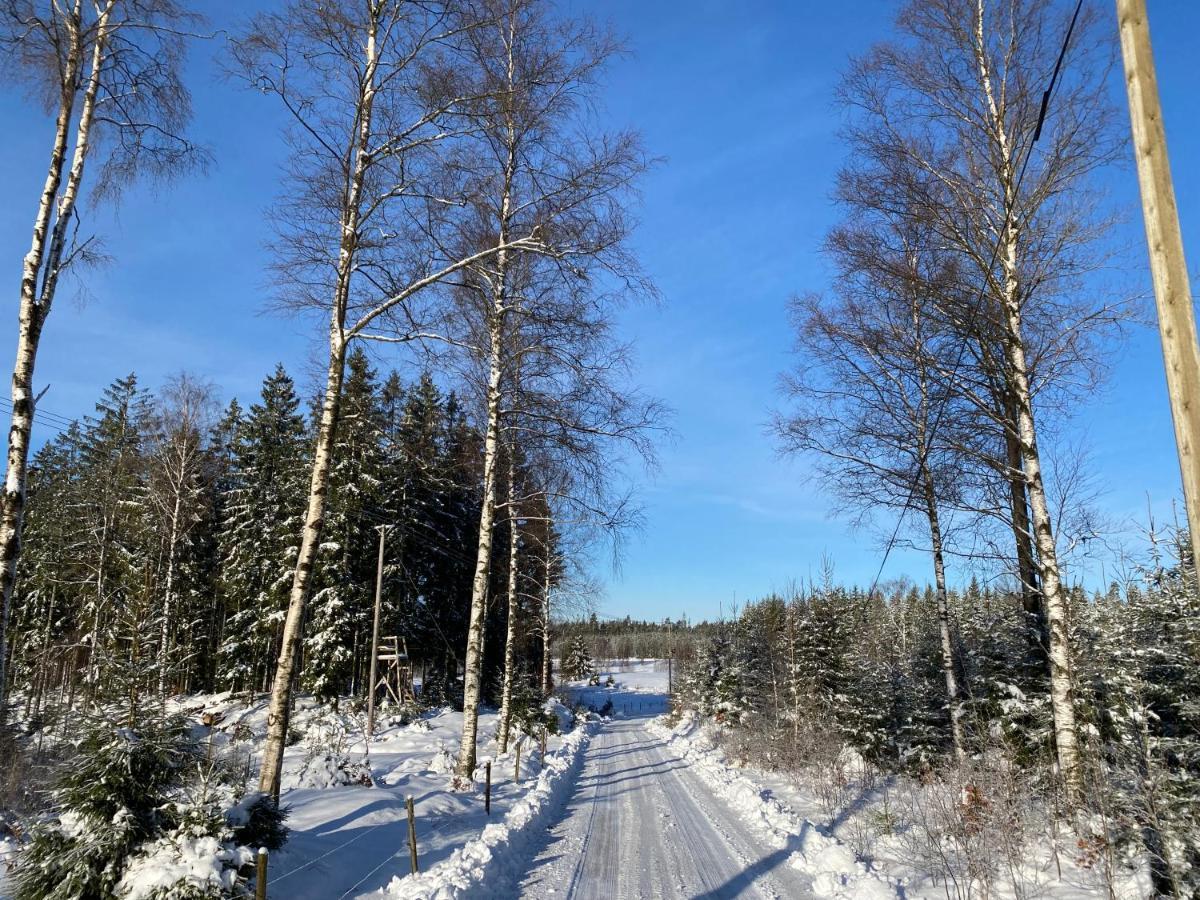 Skog Fegen Naera Ullared Villa Exterior photo